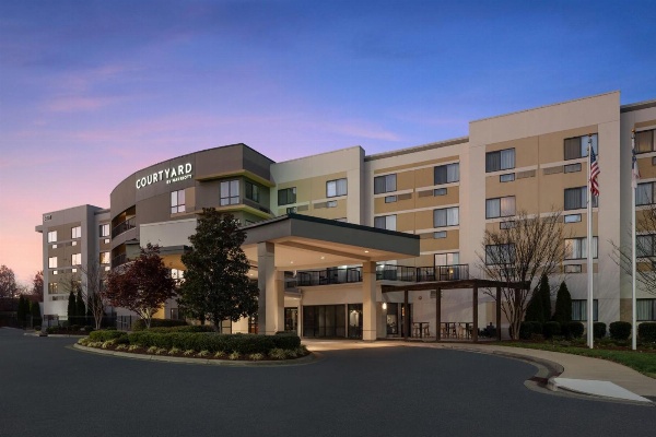 Courtyard by Marriott Raleigh North/Triangle Town Center image 1