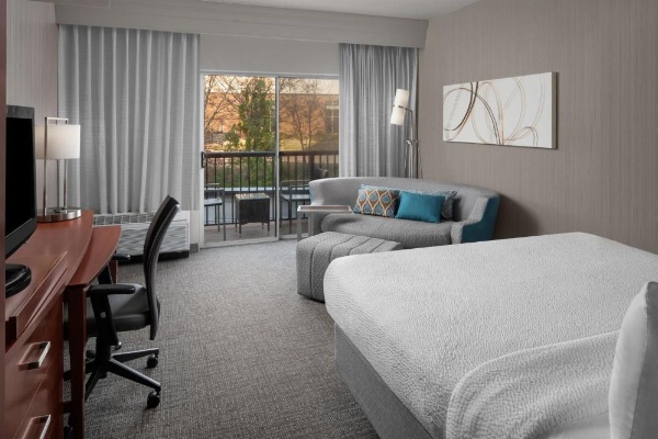 Courtyard by Marriott Raleigh North/Triangle Town Center image 12