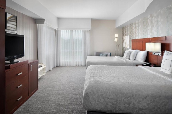 Courtyard by Marriott Raleigh North/Triangle Town Center image 23