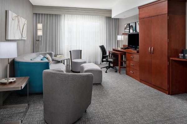 Courtyard by Marriott Raleigh North/Triangle Town Center image 27