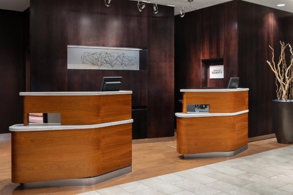 Courtyard by Marriott Raleigh North/Triangle Town Center image 4