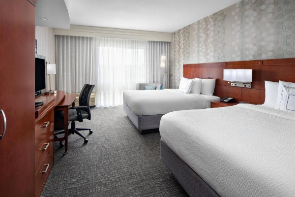 Courtyard by Marriott Raleigh North/Triangle Town Center image 9